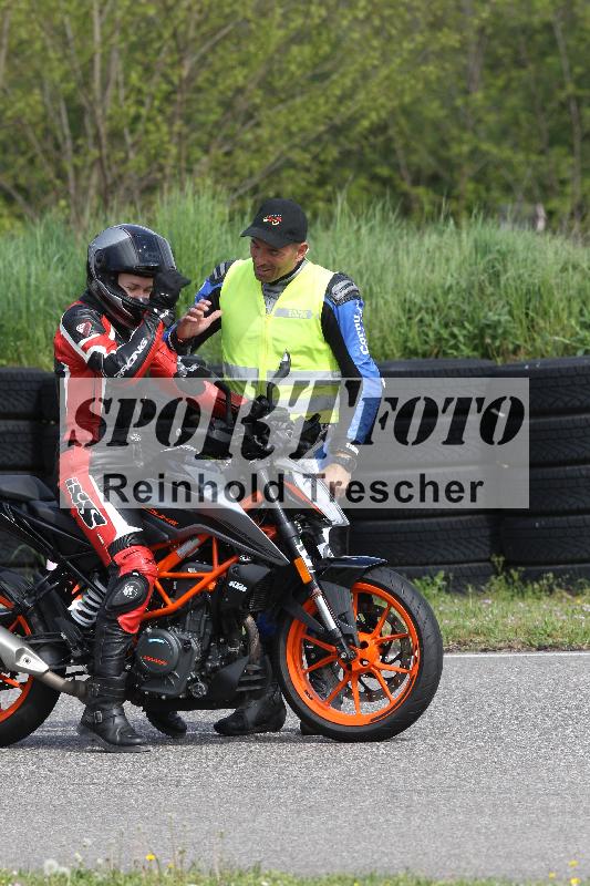 Archiv-2025/10 23.04.2025 Cornu Master School ADR/gruen-vert/36